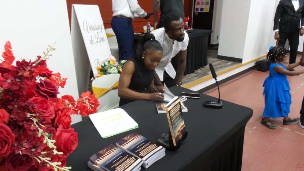 Vernissage_ Mireille Mangana (13)